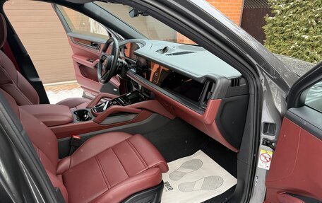 Porsche Cayenne III, 2025 год, 18 000 000 рублей, 17 фотография