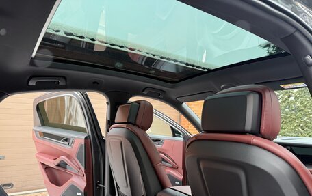 Porsche Cayenne III, 2025 год, 18 000 000 рублей, 23 фотография