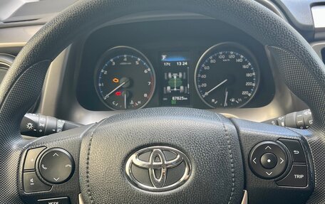 Toyota RAV4, 2015 год, 2 300 000 рублей, 8 фотография