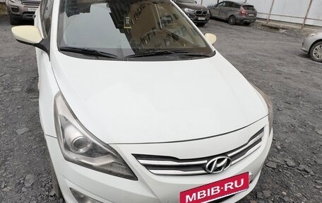 Hyundai Solaris II рестайлинг, 2014 год, 850 000 рублей, 1 фотография