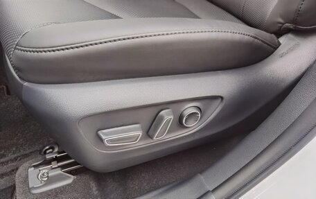 Toyota Highlander, 2025 год, 5 550 000 рублей, 16 фотография