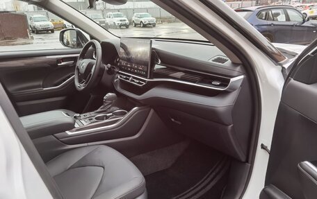 Toyota Highlander, 2025 год, 5 550 000 рублей, 31 фотография