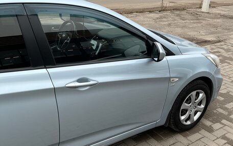 Hyundai Solaris II рестайлинг, 2011 год, 775 000 рублей, 9 фотография