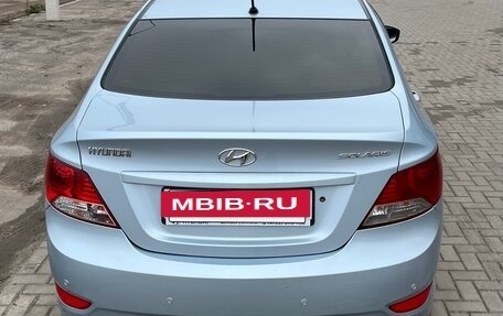 Hyundai Solaris II рестайлинг, 2011 год, 775 000 рублей, 7 фотография