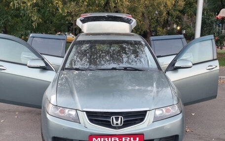 Honda Accord VII рестайлинг, 2004 год, 667 000 рублей, 3 фотография