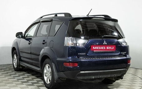 Mitsubishi Outlander III рестайлинг 3, 2011 год, 998 898 рублей, 7 фотография