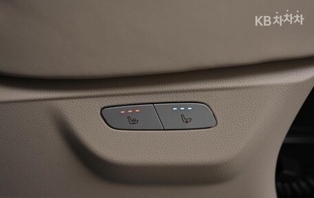 Mercedes-Benz V-Класс, 2023 год, 10 100 000 рублей, 15 фотография