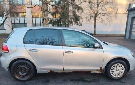 Volkswagen Golf VI, 2010 год, 440 000 рублей, 2 фотография