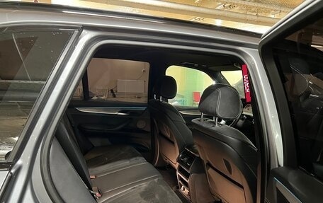 BMW X5, 2018 год, 3 900 000 рублей, 6 фотография