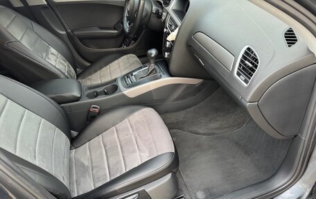 Audi A4, 2013 год, 1 490 000 рублей, 10 фотография