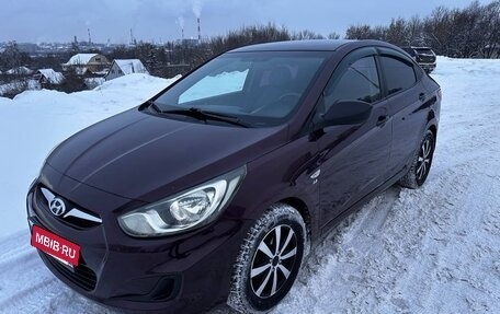 Hyundai Solaris II рестайлинг, 2013 год, 750 000 рублей, 16 фотография