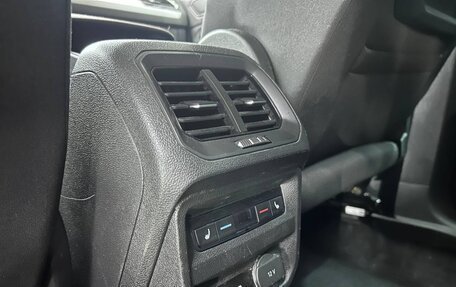 Volkswagen Tiguan II, 2020 год, 2 750 000 рублей, 11 фотография