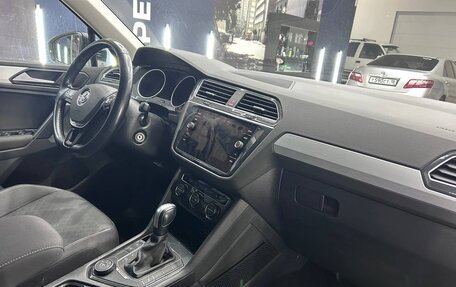 Volkswagen Tiguan II, 2020 год, 2 750 000 рублей, 14 фотография