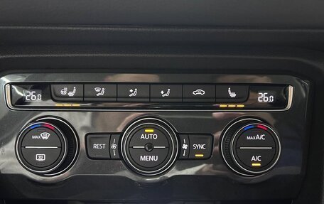 Volkswagen Tiguan II, 2020 год, 2 750 000 рублей, 21 фотография