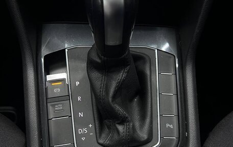 Volkswagen Tiguan II, 2020 год, 2 750 000 рублей, 16 фотография