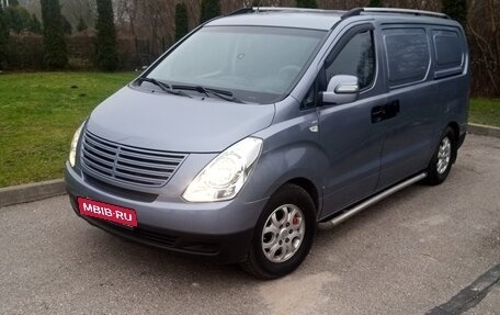 Hyundai H-1 II рестайлинг, 2008 год, 1 200 000 рублей, 4 фотография