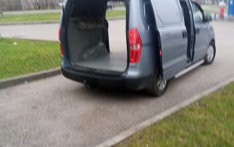 Hyundai H-1 II рестайлинг, 2008 год, 1 200 000 рублей, 7 фотография