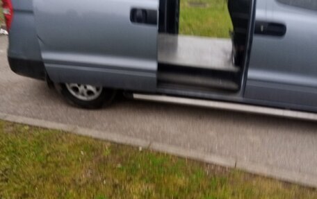 Hyundai H-1 II рестайлинг, 2008 год, 1 200 000 рублей, 11 фотография