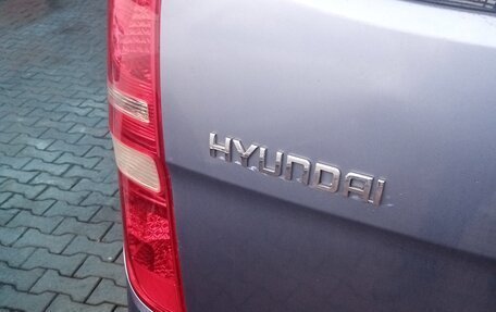 Hyundai H-1 II рестайлинг, 2008 год, 1 200 000 рублей, 17 фотография