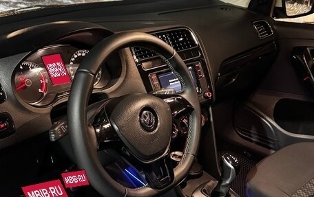 Volkswagen Polo VI (EU Market), 2018 год, 740 000 рублей, 32 фотография