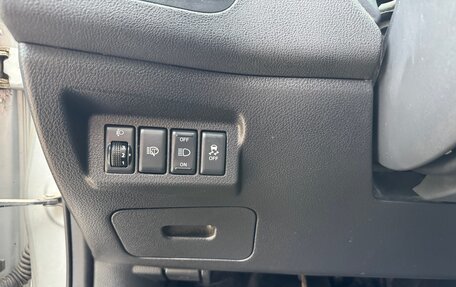 Nissan X-Trail, 2012 год, 999 000 рублей, 12 фотография