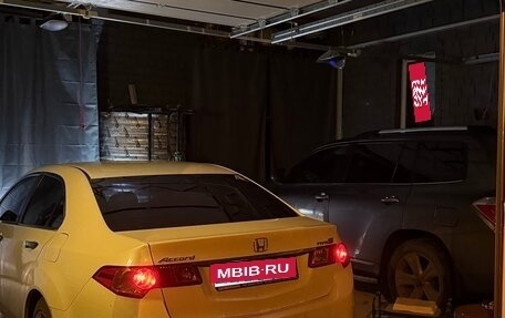 Honda Accord VIII рестайлинг, 2011 год, 16 фотография