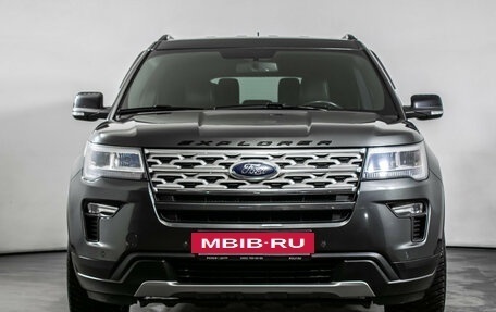 Ford Explorer VI, 2018 год, 3 170 000 рублей, 2 фотография
