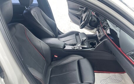 BMW 3 серия, 2011 год, 2 800 000 рублей, 21 фотография