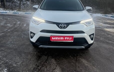 Toyota RAV4, 2016 год, 2 690 000 рублей, 1 фотография