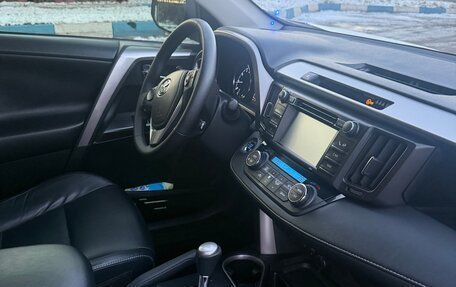 Toyota RAV4, 2016 год, 2 690 000 рублей, 4 фотография