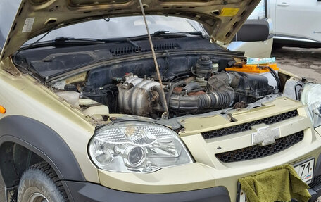 Chevrolet Niva I рестайлинг, 2010 год, 430 000 рублей, 11 фотография