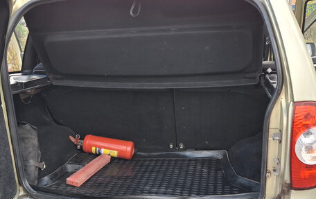 Chevrolet Niva I рестайлинг, 2010 год, 430 000 рублей, 17 фотография