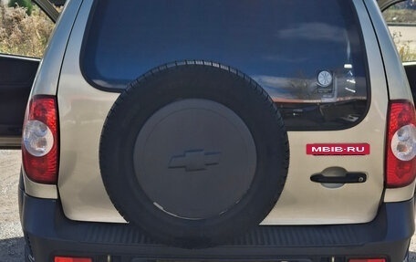 Chevrolet Niva I рестайлинг, 2010 год, 430 000 рублей, 21 фотография