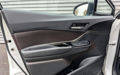 Toyota C-HR I рестайлинг, 2019 год, 2 420 000 рублей, 20 фотография