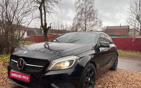 Mercedes-Benz A-Класс, 2014 год, 1 200 000 рублей, 1 фотография