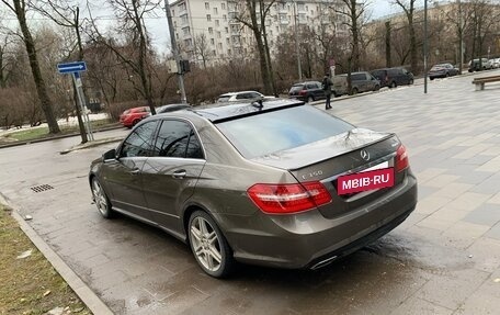 Mercedes-Benz E-Класс, 2012 год, 1 850 000 рублей, 3 фотография