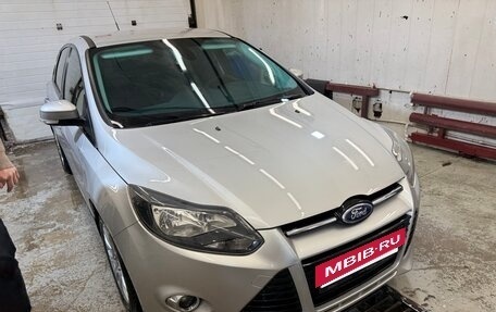 Ford Focus III, 2014 год, 860 000 рублей, 2 фотография