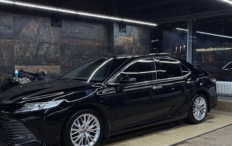 Toyota Camry, 2020 год, 2 850 000 рублей, 6 фотография