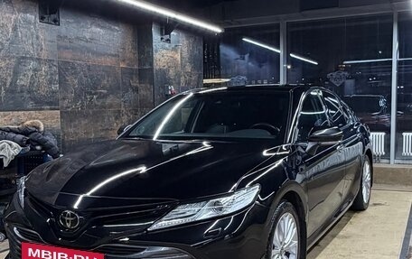 Toyota Camry, 2020 год, 2 850 000 рублей, 7 фотография