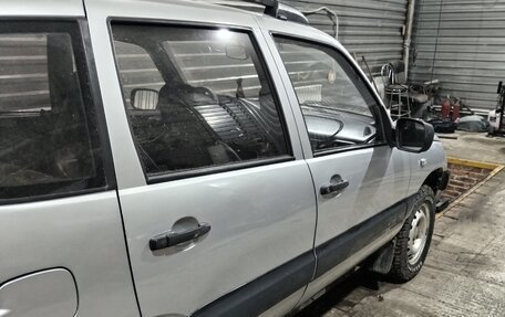 Chevrolet Niva I рестайлинг, 2008 год, 410 000 рублей, 3 фотография