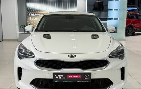 KIA Stinger I, 2021 год, 2 750 000 рублей, 2 фотография