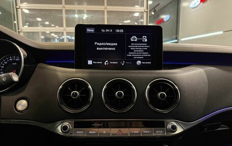 KIA Stinger I, 2021 год, 2 750 000 рублей, 17 фотография