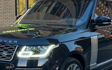 Land Rover Range Rover IV рестайлинг, 2016 год, 5 500 000 рублей, 4 фотография