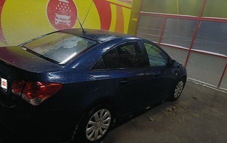 Chevrolet Cruze II, 2009 год, 323 000 рублей, 8 фотография