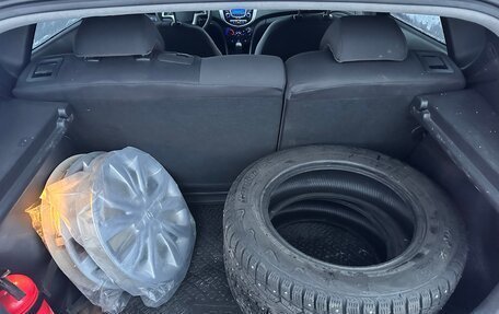 Hyundai Solaris II рестайлинг, 2012 год, 575 000 рублей, 10 фотография