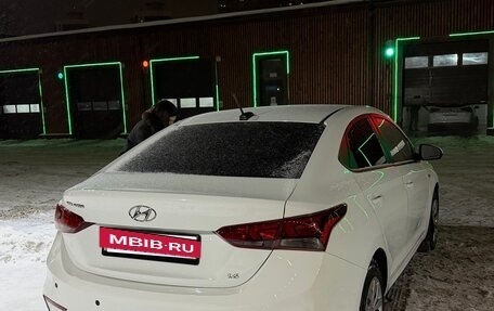 Hyundai Solaris II рестайлинг, 2018 год, 1 100 000 рублей, 6 фотография