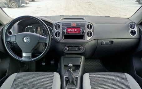 Volkswagen Tiguan I, 2010 год, 950 000 рублей, 14 фотография