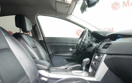 Renault Latitude I, 2011 год, 845 000 рублей, 10 фотография