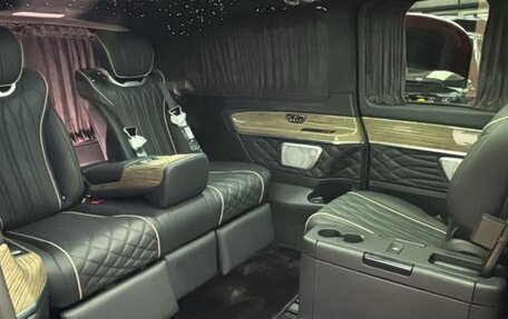 Mercedes-Benz V-Класс, 2023 год, 13 500 000 рублей, 25 фотография