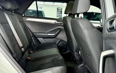 Volkswagen T-Roc I, 2022 год, 1 500 355 рублей, 11 фотография